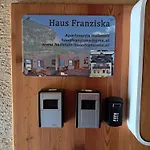 Haus Franziska Apartamento *